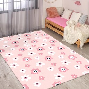 Retro Daisy Rug: Groovy 70s Style, Pink Floral Decor