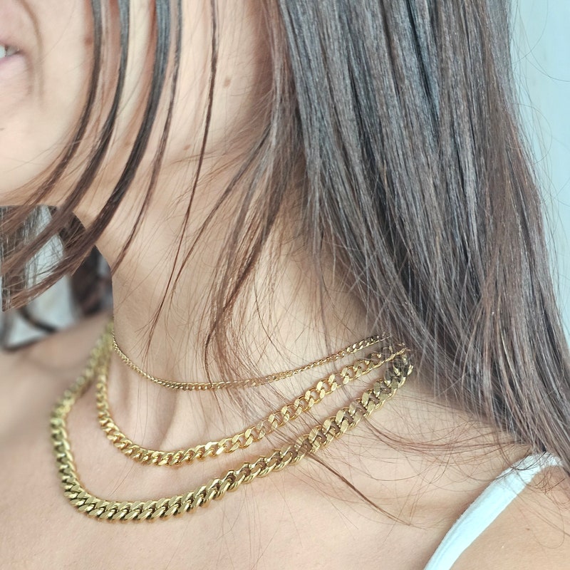 Necklace 9 -  Twisting Necklace