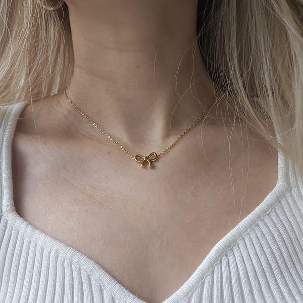 a ribbon necklace