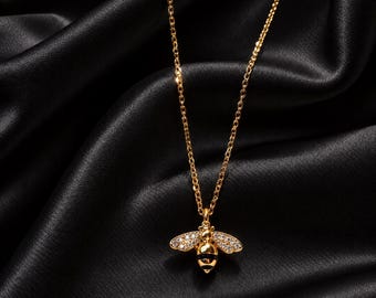 Bee Pendant Necklace, Honey Bee Necklace, Gold Bee Necklace, Minimalist Jewelry, Waterproof jewelry