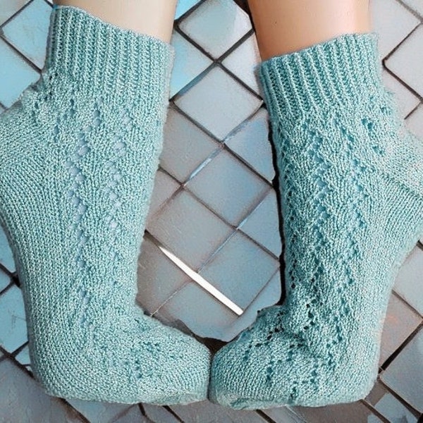 Beginner Sock Knitting Pattern PDF,Sock Knitting Pattern ,Spring Honey Sock Pattern,Sock Pattern, Knitted Sock, Personalized Gifts