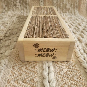 Rascador para gatos recargable de madera personalizable con grabado