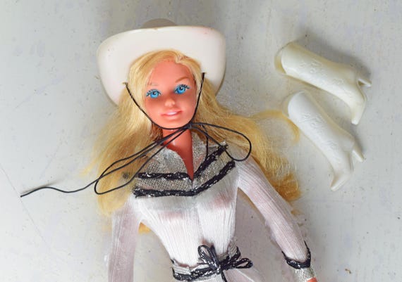 Rare Western Barbie With Superstar Face and Busy Hands Mattel Europe 1981 Etsy