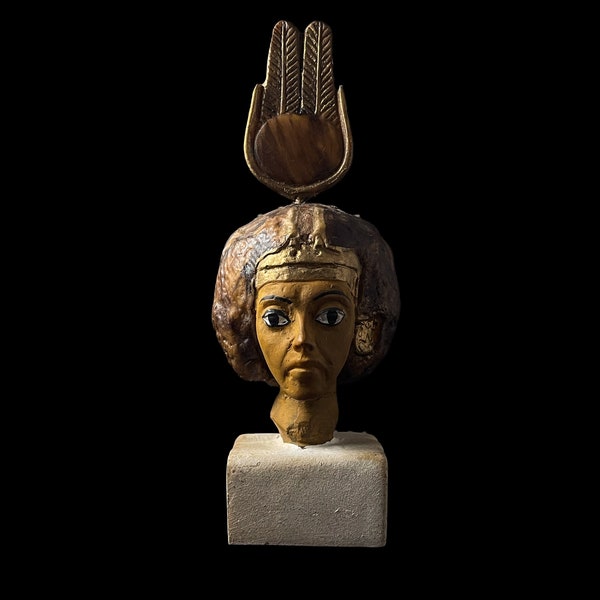 Queen Tiye museum art, Ancient Egyptian Queen Tiye, Egyptian Queen, Egyptian Art.