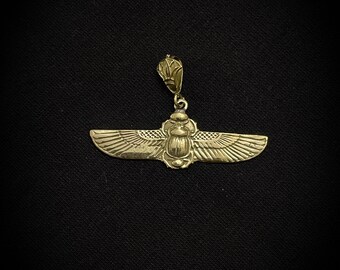 エジプトのスカラベの羽のペンダントネックレス：幸運のお守り - Etsy 日本