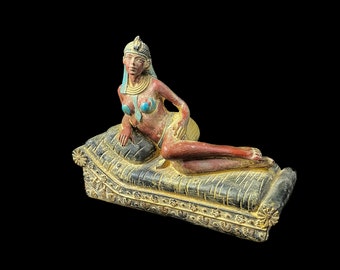 Handcrafted Egyptian Cleopatra Statue: Ancient Home Decor
