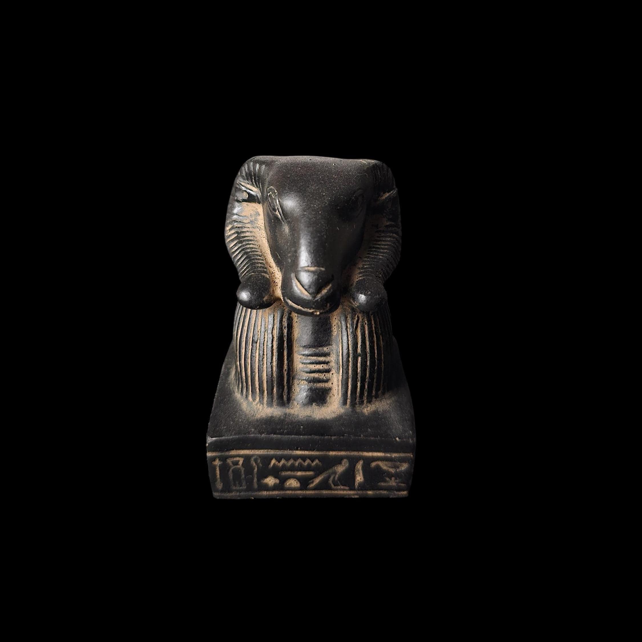 ヴィンテージのラム神クヌム像：古代エジプトの装飾 - Etsy 日本