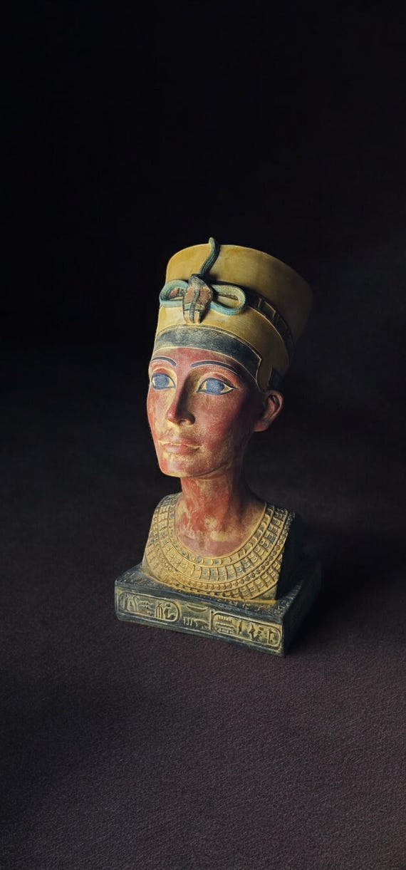 手作りのネフェルティティ胸像：エジプト女王のレプリカ - Etsy 日本