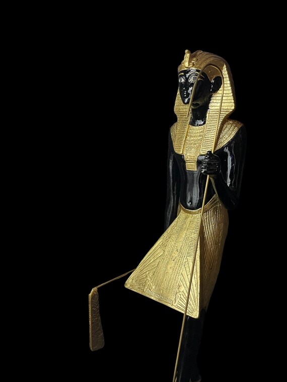 ツタンカーメン王の守護神KA石像 - エジプト博物館レプリカ - Etsy 日本