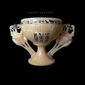 Colección del rey Tutankamón, El cáliz del loto a la venta, Cáliz de alabastro para el rey Tutankamón, La copa de los deseos