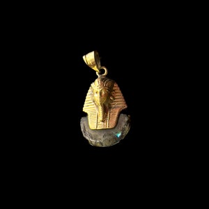 Tutankhamun&#39;s Pendant - Exquisite King Tut Inspired Jewelry, Perfect for History Lovers, Unique Egyptian Gift