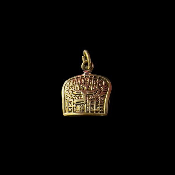 Rare Goddess Isis Pendant, Divine Isis Amulet, For Inner Strength and Wisdom, Ideal Gift for Spiritual Seekers, Made in Egypt.