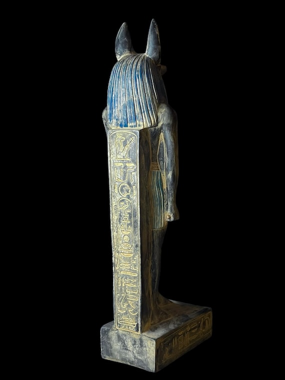 手作りのアヌビス像 - エジプトの死者の神 - 黒玄武岩 - Etsy 日本