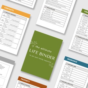 Puede incluir: Una hoja verde con estrellas blancas y el texto "the ultimate LIFE BINDER to get your family organized".