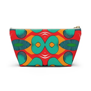 Geo Vibes Pouch, Stylish Makeup Pouch, Travel bag, Cosmetic Bag, Beauty bag, Compact Clutch, Fashionable Pouch, Unique accessories, Gifts