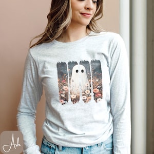 Wildflower Ghost, Halloween Long Sleeve TShirt, Spooky Sweet, Ghost Wildflower Shirt, Vintage-Style Ghost, Ghostcore, Cottagecore Aesthetic