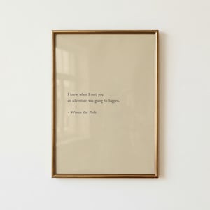 Cytat o przyjaźni, minimalistyczny plakat z książką, inspirująca sztuka ścienna do pobrania w wersji cyfrowej, literacki prezent dekoracyjny dla przyjaciela
