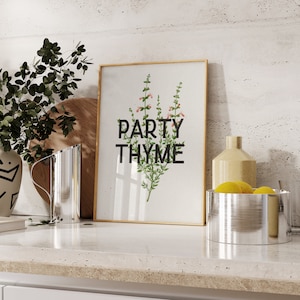 Party Thymian Kraut Druck, Retro Botanische Illustration Poster, Vintage Kraut Dekor für Restaurant, niedliches Wohnung Dekor, Pflanzen Wortspiel Küchenkunst