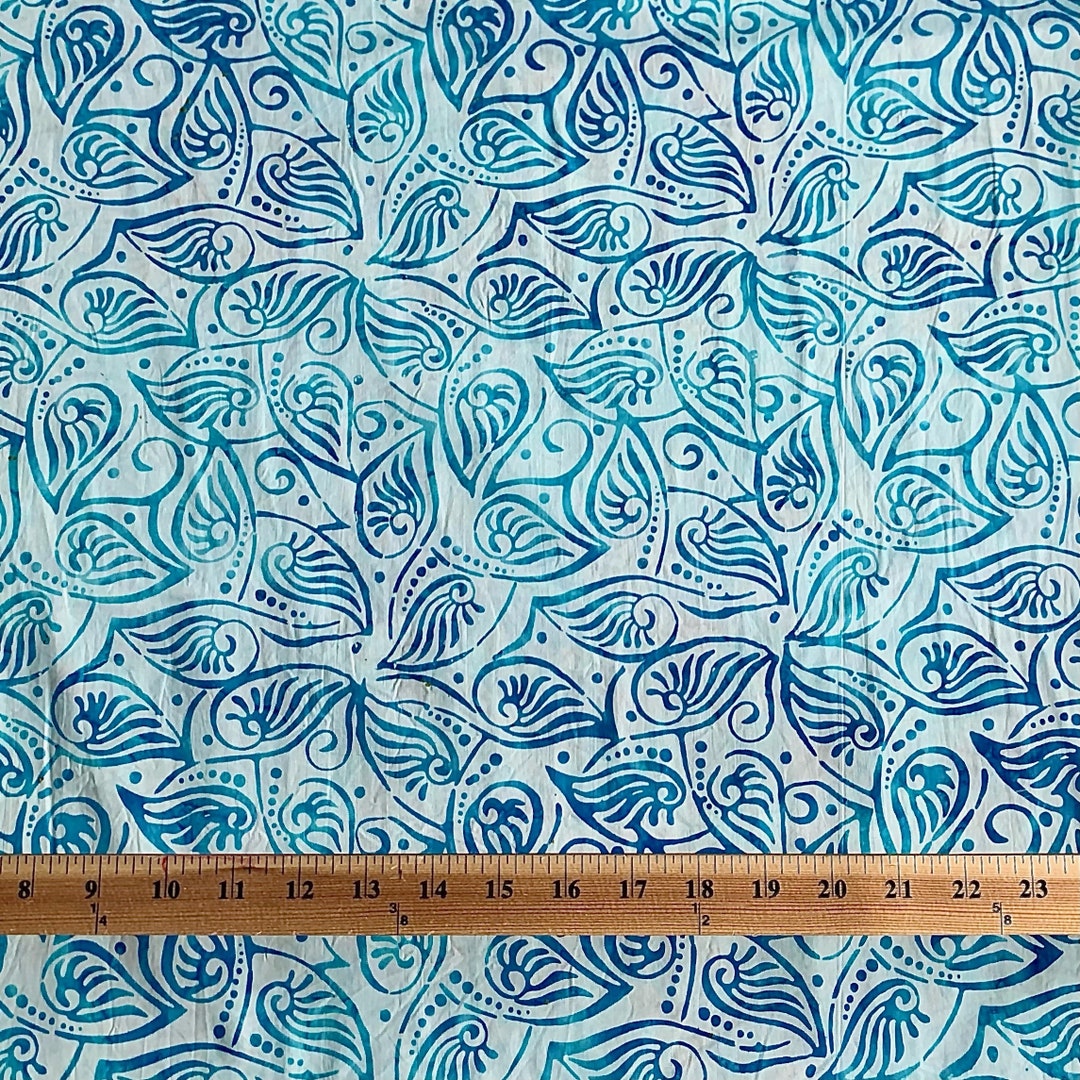 Anthology Fabrics Shells on Light Blue Batik 100% Cotton Batik BTY - Etsy