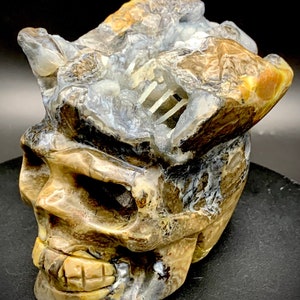 Large Volcano Agate Skull with RARE Stalactite Druzy! Strong UV Reaction! 2.8 lbs!!