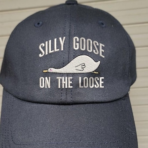 Custom Dad Cap, Embroidered Goose Cap, Vintage Humorous Hat, Personalized Adjustable Women Hats, Outdoor Camping Hat EHE005.DT