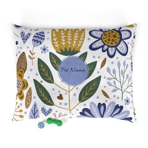 Personalized Flowered Pet Bed/Pillow Dog Bed/Large Dog Bed