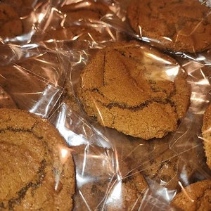 Jumbo Ginger Snap Cookies (Hard)