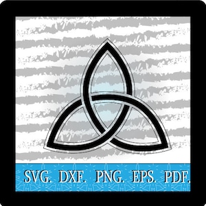 Könnte beinhalten: Ein schwarzes und silbernes Triquetra-Symbol, auch bekannt als Trinitätsknoten, auf einem weiß-blau gestreiften Hintergrund. Das Symbol ist ein keltischer Knoten, der die Verbundenheit von drei Elementen darstellt.