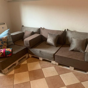 Velvet Pallet Sofa Cushion Set: Customizable Floor Seating