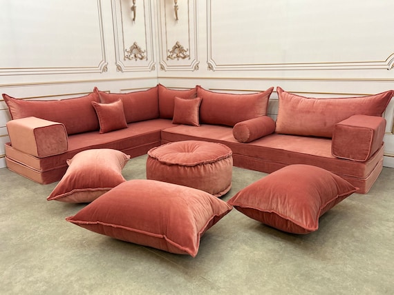 Salmon color couch discount