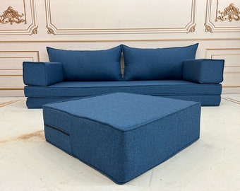 リネンフロアソファ：ネイビーブルーのリビングルームセクショナル