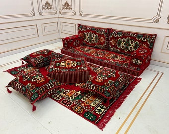 Conjunto de sofá bohemio de pino rojo con asiento árabe y alfombra kilim