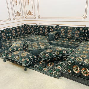 U Shaped Arabic Floor Sofa Set: Living Room Seating