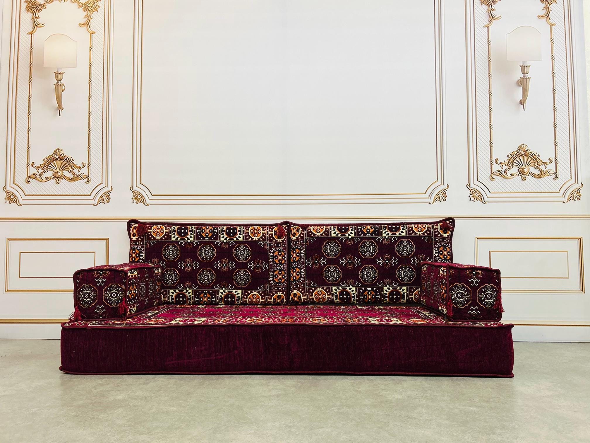 Traditional Arabic Floor Sofa: Oriental Loveseat Seating