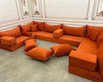 U-förmiges Sofa Set Einzigartige Bernsteinfarbe Handgefertigtes stilvolles modernes Wohnzimmer, Boho-Bodensofa, Samtbodensofa, Sofa nach Maß