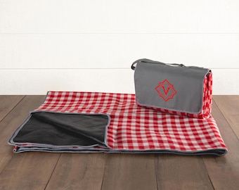 Personalized Extra Large Picnic Blanket, XL Outdoor Travel Blanket, Custom Water Resistant Outdoor Blanket, Valentine&#39;s Day Romantic Picnic