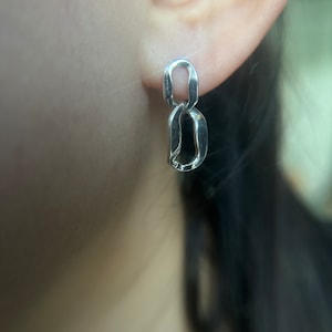 Gold Small Rectangular Hoop Earring, Minimalist Huggie Hoop Earring, Small Hinged Hoop Earring, Small Hoop Everyday Earring