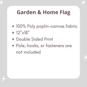 Pu&ograve; includere: Bandiera da giardino e da casa realizzata in tessuto 100% popeline di poliestere. La bandiera misura 30,5 cm x 45,7 cm e presenta una stampa fronte-retro. Asta, ganci o fissaggi non sono inclusi.