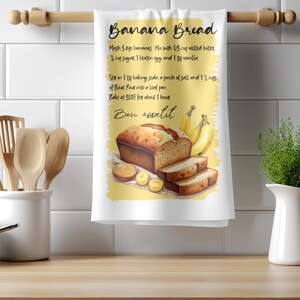 Puede incluir: Un letrero de madera rústica con el texto "Welcome to our home" en letras blancas. El letrero presenta un acabado envejecido y un diseño simple y acogedor, perfecto para la decoración de la puerta principal.