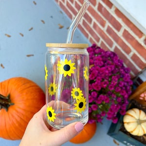 Sunflower Beer Can Glass, Sunflower Libbey Glass, Iced Coffee Glass, 16 OZ Libbey Glass, Glass Coffee Cup, Coffee Glass with Lid and Straw