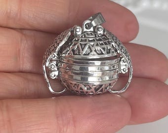 Angel Wing Photo Locket Charm - Antique Silver Ball, 25mm