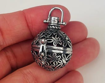 Antique silver pewter hollow cage pendant- Antique Silver Ball with hinge, 22mm