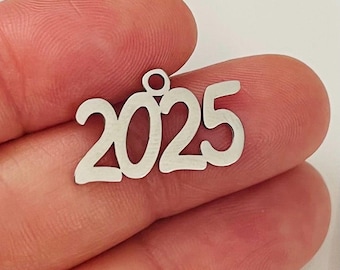 Mirrored Stainless Steel 2025 Year Charm, Jump Ring Included