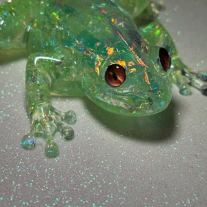 Jade the Opal Resin FROG epoxy resin handmade figurine art craft accessory decor paperweight