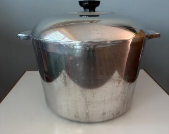 Vintage  WagnerWare Magnalite 4738P 8qt Dutch Oven/Stock Pot with Trivet