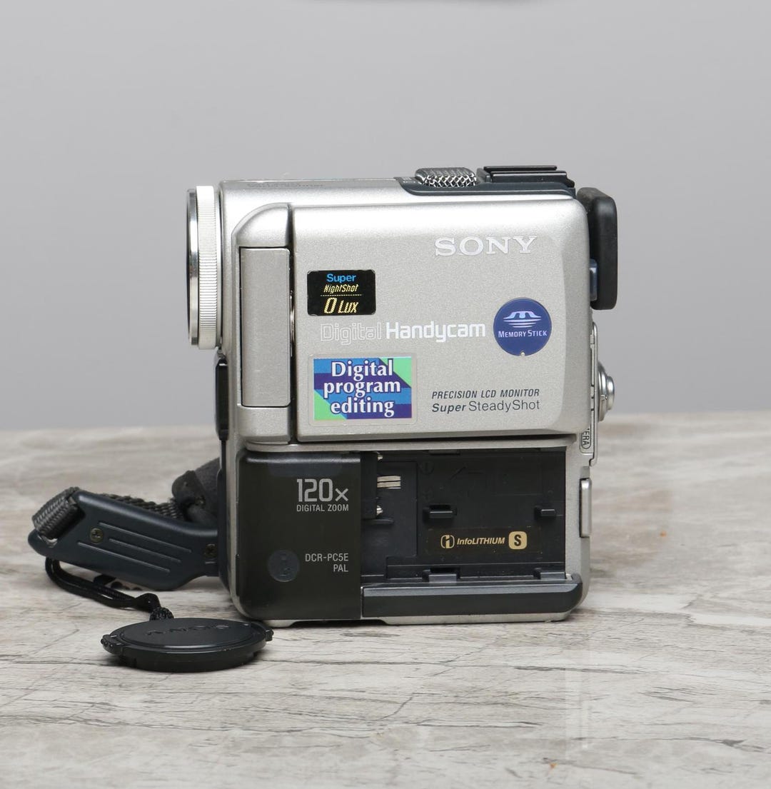 Amazon.com : Sony DCR-PC1000 MiniDV Handycam Camcorder with