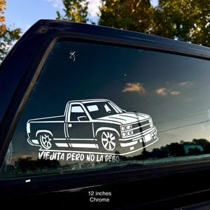 Viejita Pero No La Debo LKW-Aufkleber | Klassischer Chevy Truck Vinyl Aufkleber | Trokiando Fensteraufkleber |