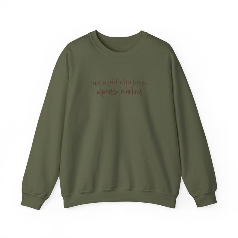 Espresso Martinis Lover Sweatshirt, Trendy Women's Crewneck, Cozy Fall Jumper, Just A Girl Who Loves Espresso Martinis, Funny Sweater image 6