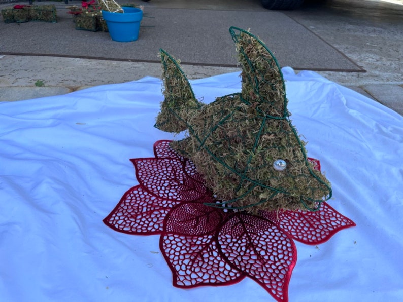 Angel Fish Moss Topiary, Animal Topiary, Tabletop Decor, Garden or