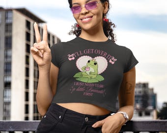 Cute Frog Crop Top, Funny Y2K Aesthetic Tee, Organic Cotton
